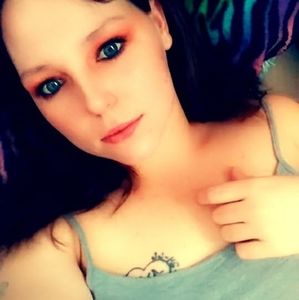 Meet your Posher, Nikki